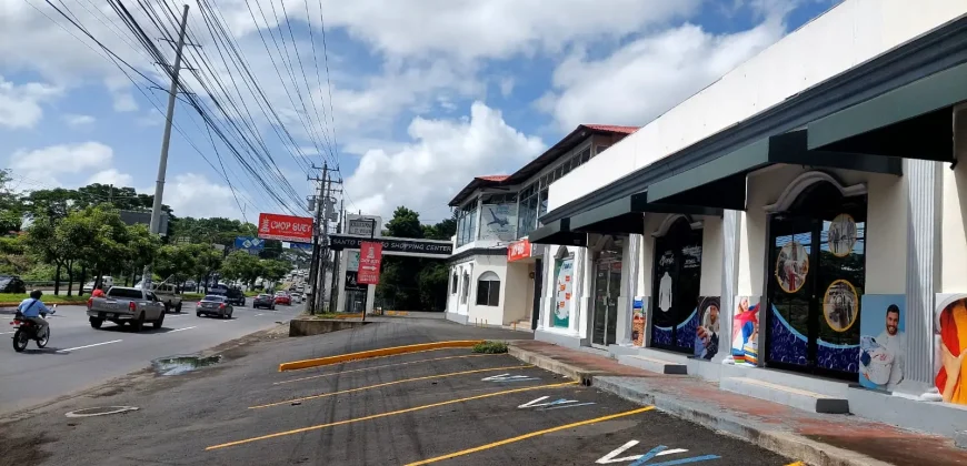 Módulos Comerciales en Carretera Masaya