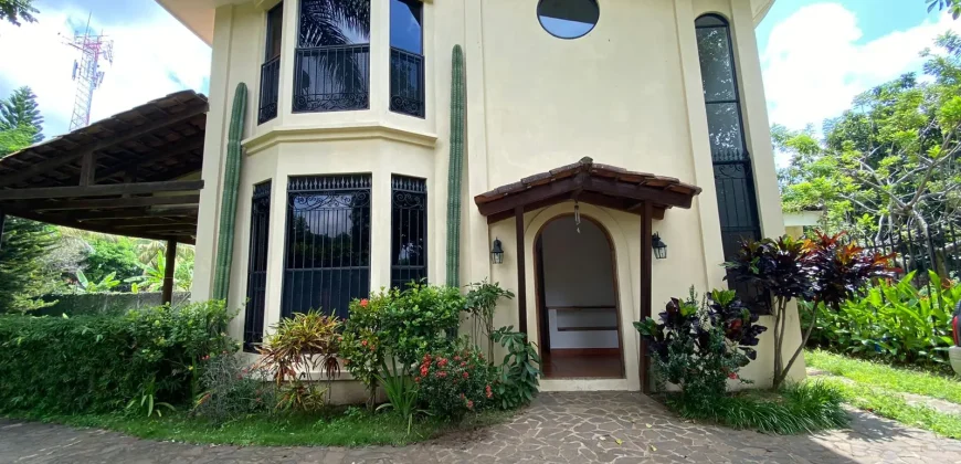 House for Sale in Carretera Masaya