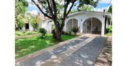 Las Colinas – Casa Alquiler y Venta