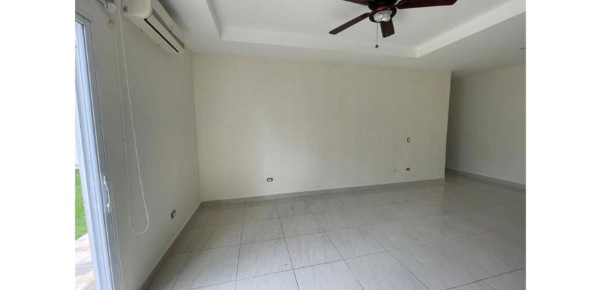 Casa en Venta en Residencial Frascatti