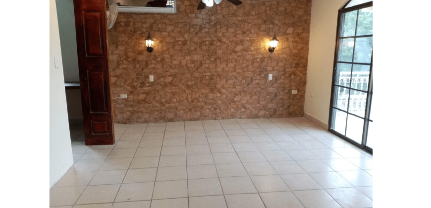 Casa en venta en Km 16 Carretera Masaya en residencial Arahal