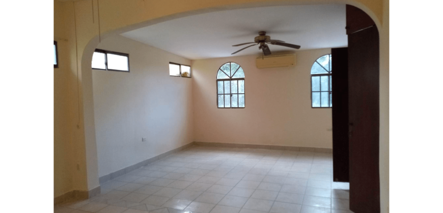 Casa en venta en Km 16 Carretera Masaya en residencial Arahal