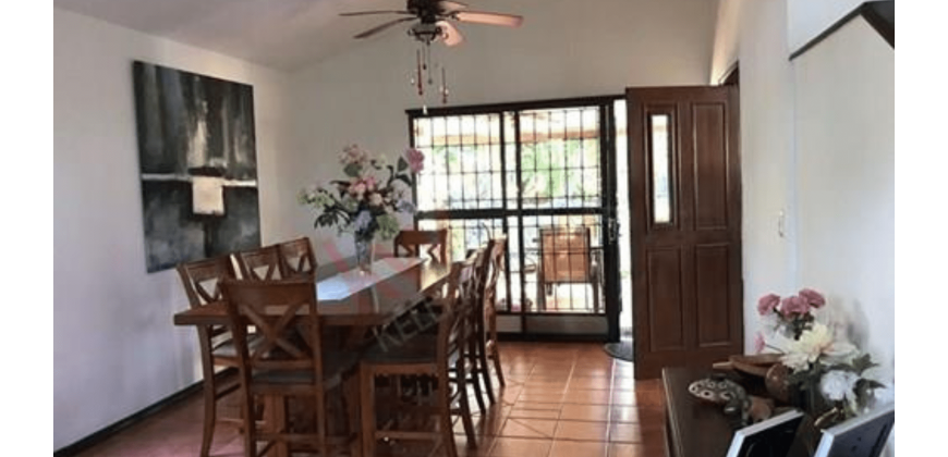 Casa en venta en Las Colinas, Managua