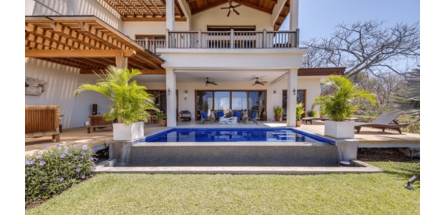 Villa en Venta en Guacalito de la Isla, Tola