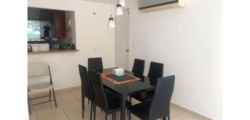 Casa en Venta en Portal de las Colinas