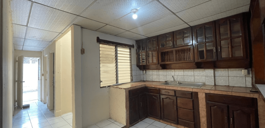 Casa en venta en Barrio Altagracia Managua