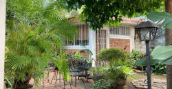 Casa en venta en Colonial Los Robles