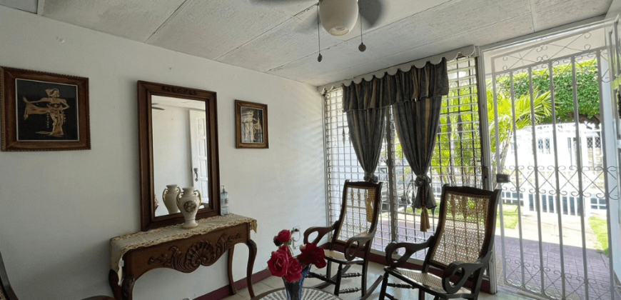 Casa en venta en Altamira Este