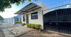 Casa en venta en residencial Villa Valeska, Carretera Masaya