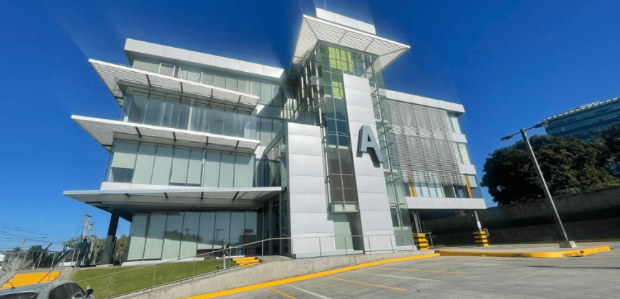 Edificio en Renta – Carretera Masaya Junto a Supermercado La Unión