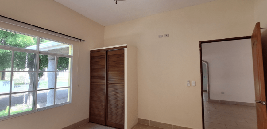 Casa en venta en Residencial Los Robles, Rivas