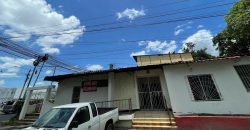 Plaza Comercial en Venta en Rotonda El Güegüense, Managua