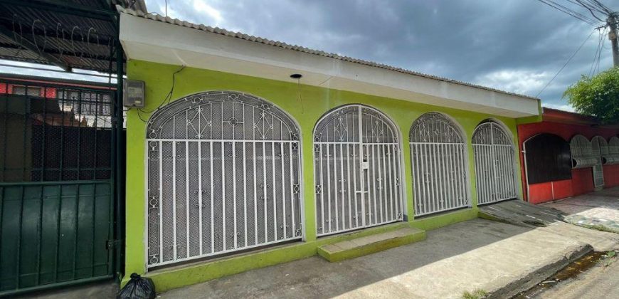 Casa en venta en Villa Flor Sur (ideal para oficinas)