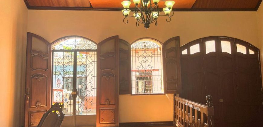 Exclusiva Casa de Lujo en Venta en León, Nicaragua