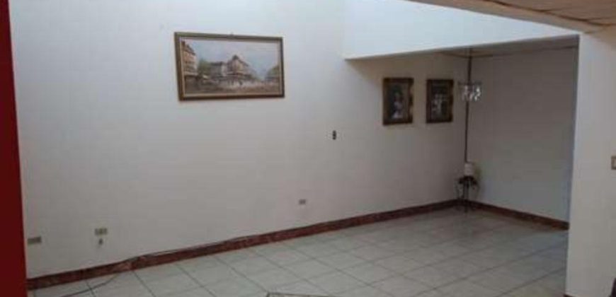 Casa en venta en Las Brisas, Managua