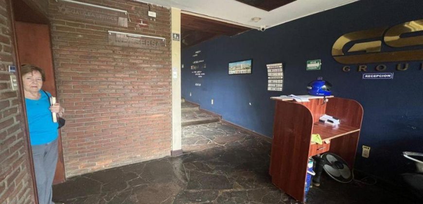 Casa en Venta en Bolonia, Managua – Amplia Propiedad Ideal para Negocios o Vivienda