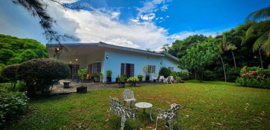 Casa en Venta en Reparto Santa Anita, Carretera Sur, Managua