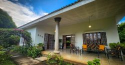 Casa en Venta en Reparto Santa Anita, Carretera Sur, Managua