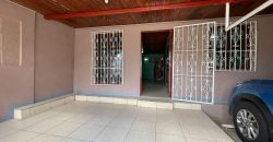 Casa en Venta en Villa Flor Norte Managua