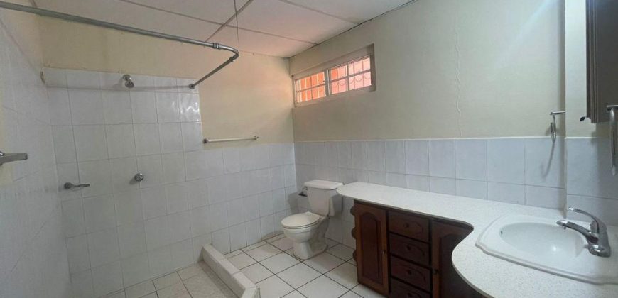 Casa en Venta en Urbanización Lomas de San Ángel, Managua