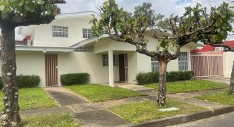 Casa en Venta en Urbanización Lomas de San Ángel, Managua