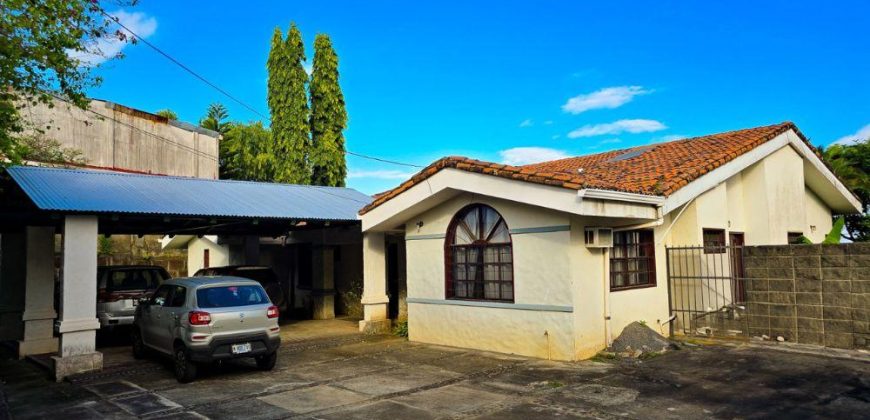 Casa en Venta en Km 10 Carretera Sur Managua