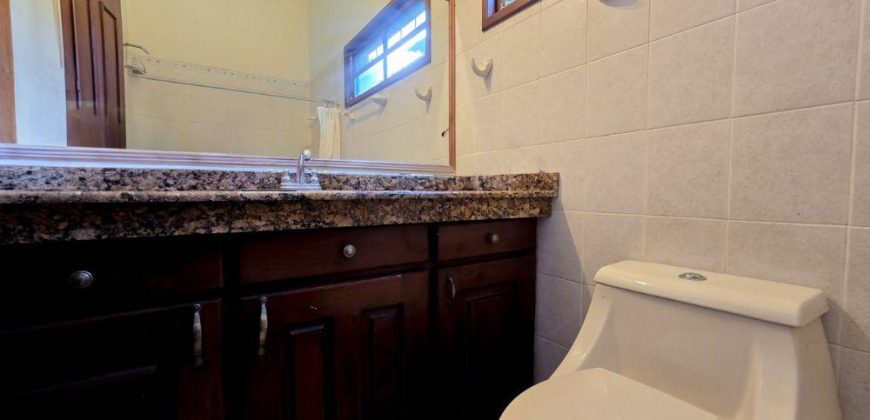 Casa en Venta en Km 10 Carretera Sur Managua