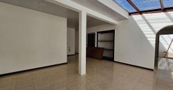 Se Vende Casa Segunda Entrada Las Colinas, Managua