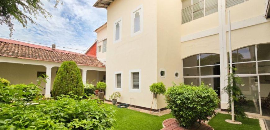 Casa Colonial en Granada
