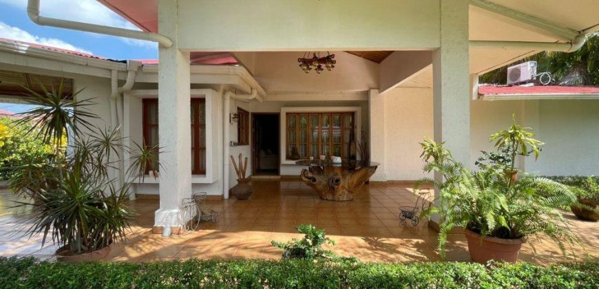 Venta de Casa en Residencial Campo Bello, Carretera Masaya