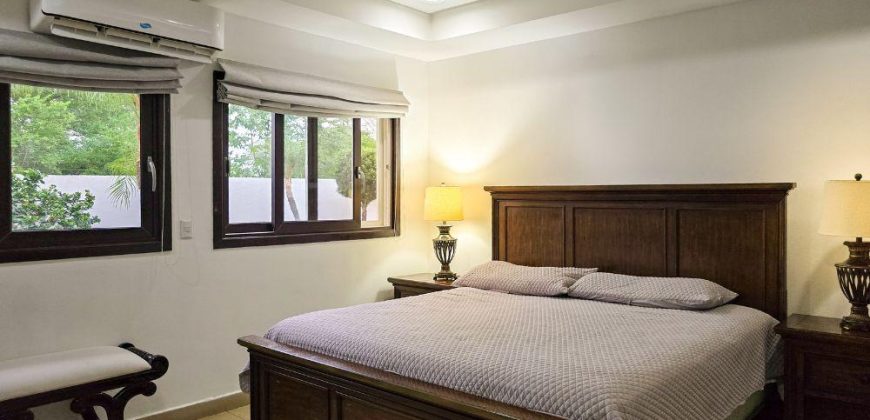 Preciosa Casa de Venta en Colinas de Santa Cruz, Las Colinas, Managua