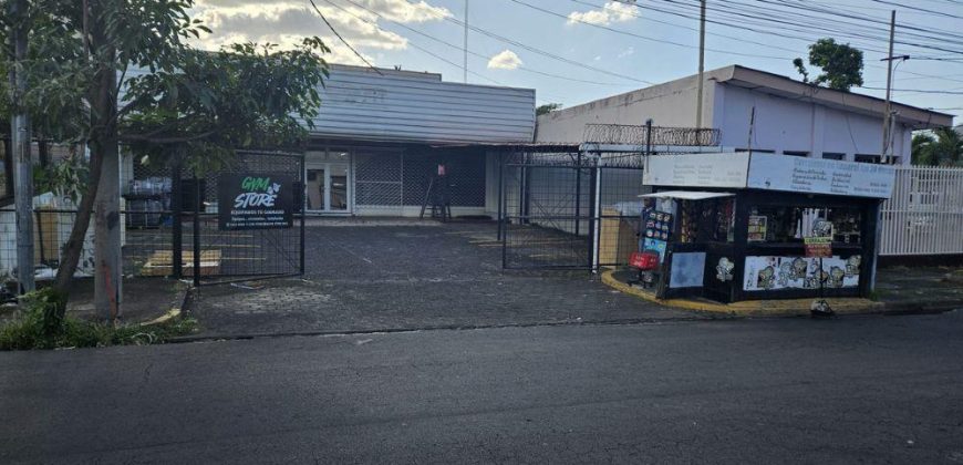 Se Vende Local comercial En Altamira D’este, Managua
